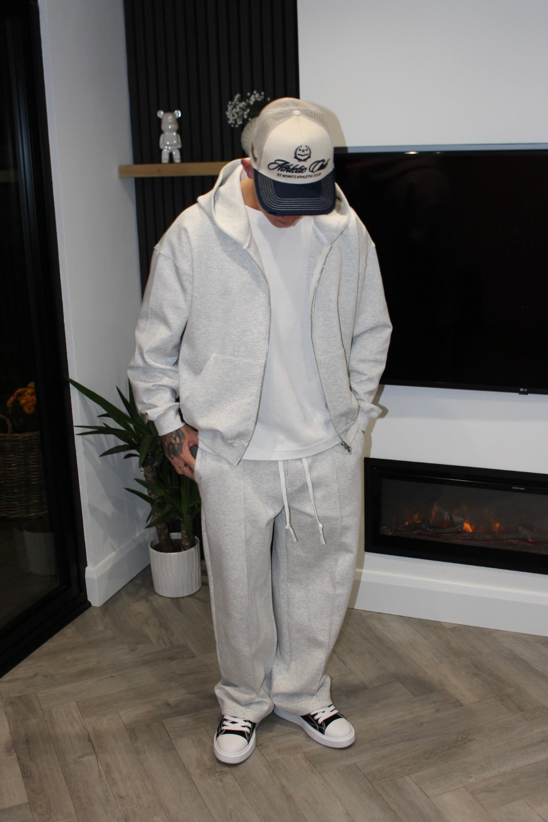 THREADS BLANK JOGGERS - GREY