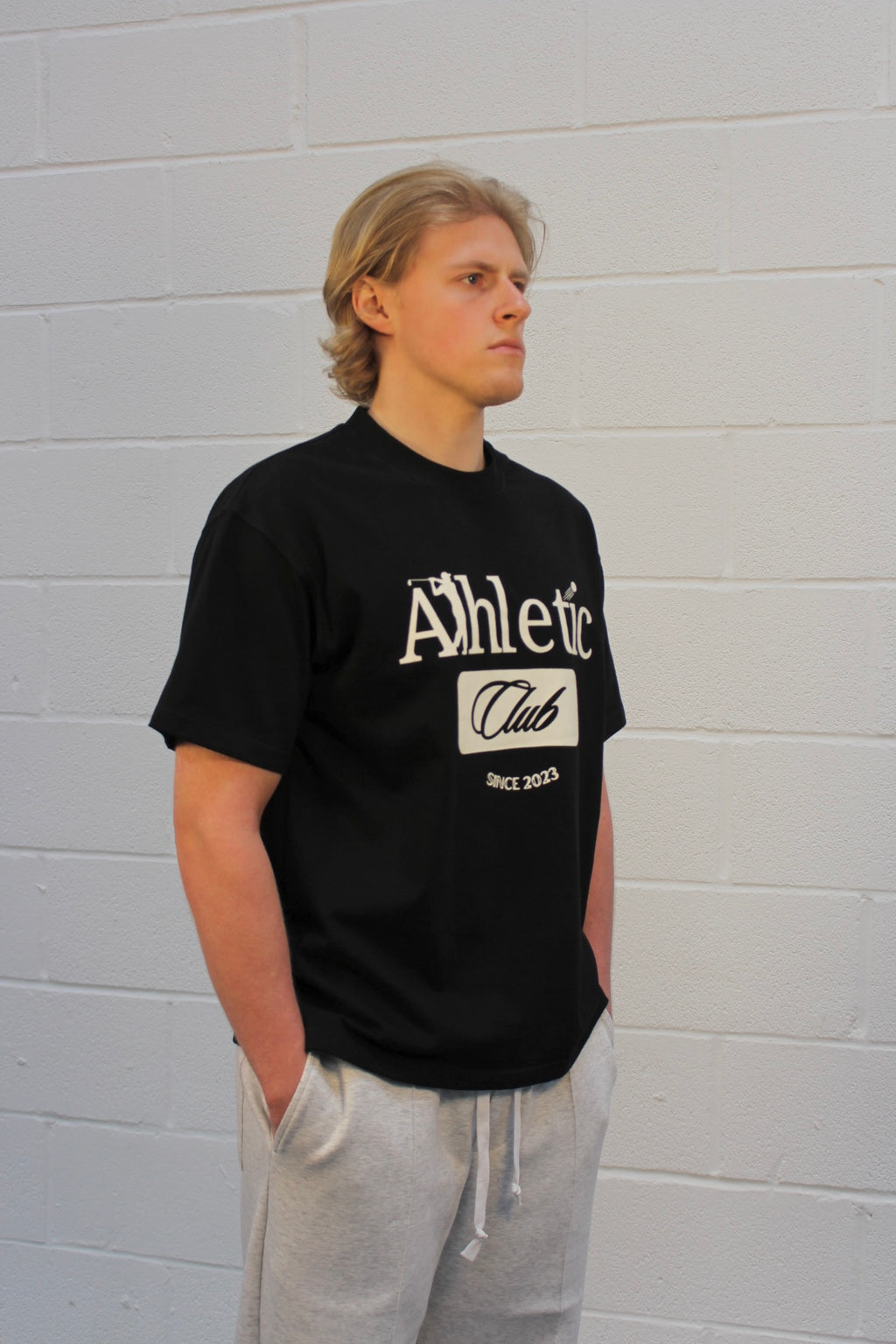 ATHLETIC CLUB GOLF TEE - BLACK