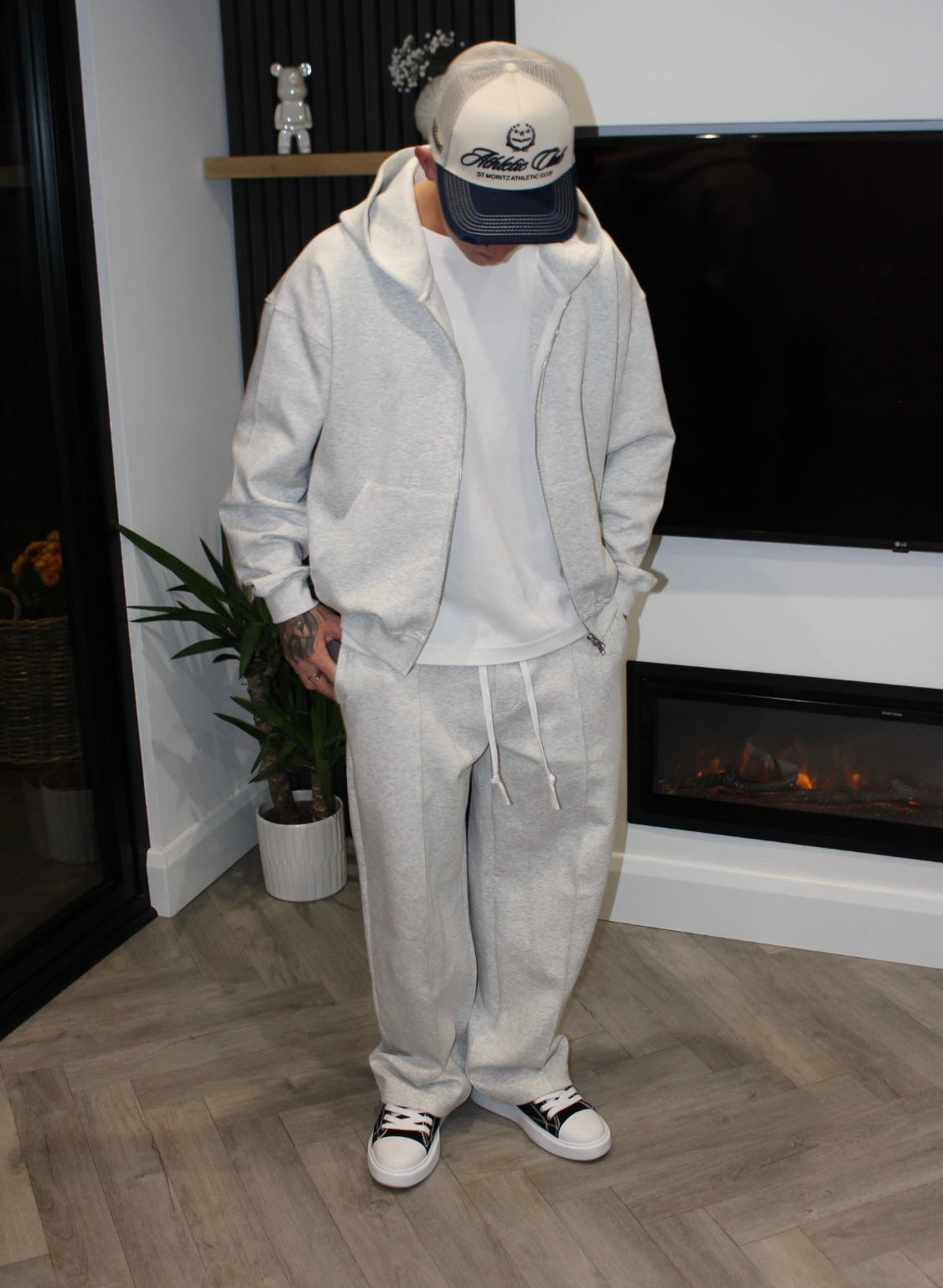 THREADS BLANK ZIP HOODIE - GREY